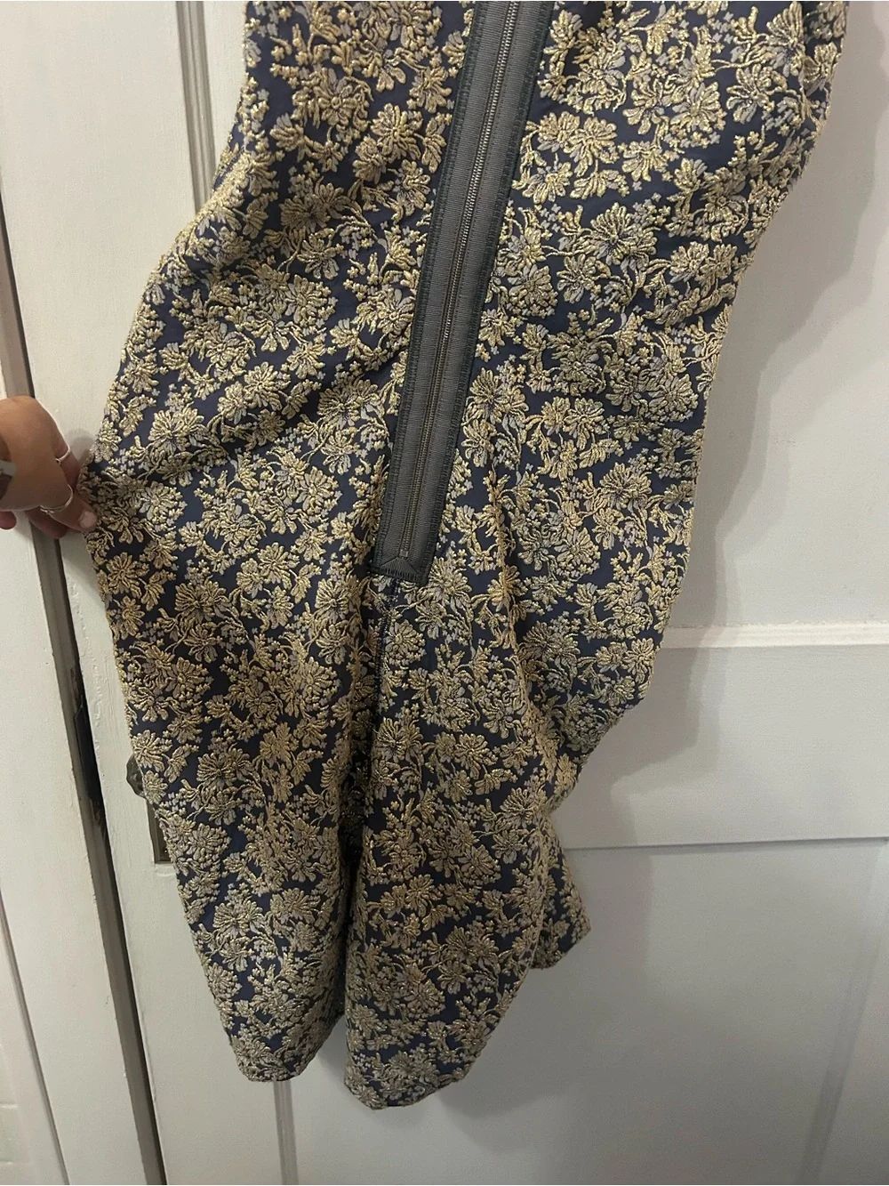 Vintage Marc Jacobs Navy and Gold Floral Jacquard Midi Dress - Picture 12 of 12